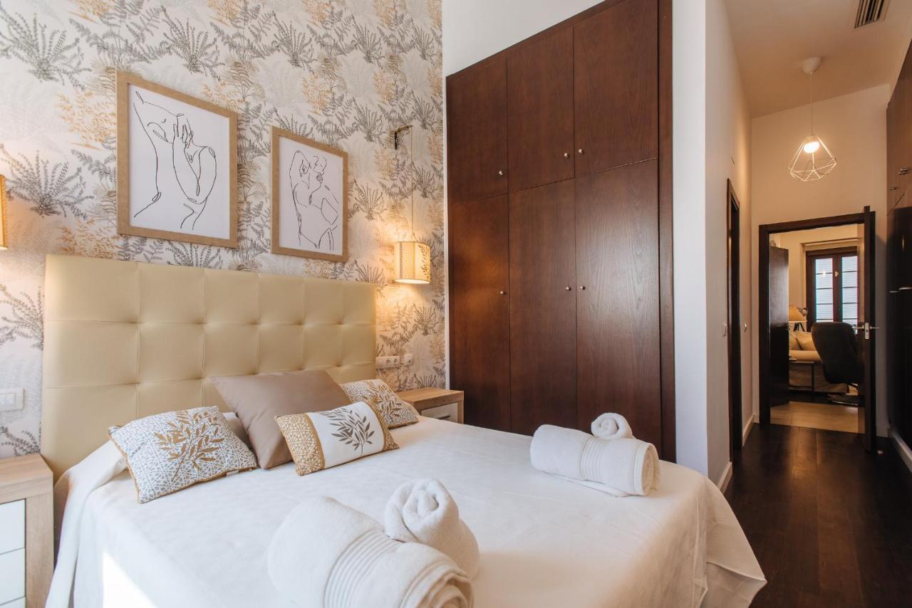 Apartamento Puerta Real - Free Parking Севілья Екстер'єр фото