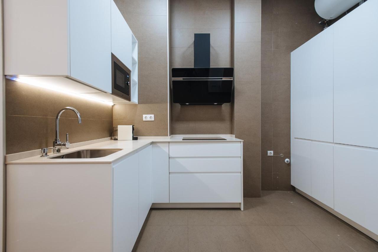 Apartamento Puerta Real - Free Parking Севілья Екстер'єр фото