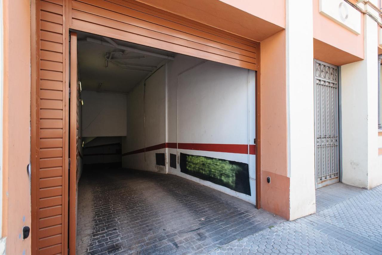 Apartamento Puerta Real - Free Parking Севілья Екстер'єр фото